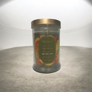 Tuscany Candle Orchard Hayride Limited Edition 18Oz with essential oil